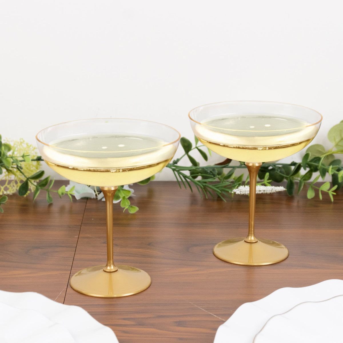 24-Pack Plastic Cocktail Glasses – 9oz Clear Premium Disposable Coupe Champagne Cups with Gold Detachable Stem & Base – Party & Event Drinkware