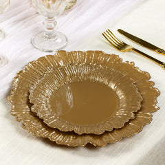 20-Pack 7" Plastic Dessert Plates – Gold Reef Design Appetizer Salad Party Plates – Elegant Disposable Tableware
