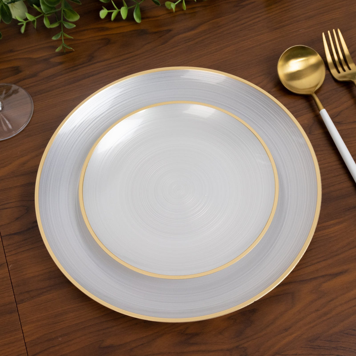 20-Pack 7" Plastic Salad Dessert Plates, Round Transparent Pearl White Swirl with Gold Rim – Crystal-Like Elegant Party Plates